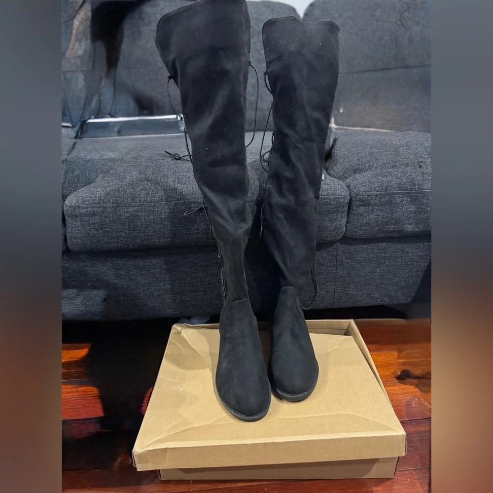 Fashion Nova Ramona Flat Black over the knee Boots Size 7.5